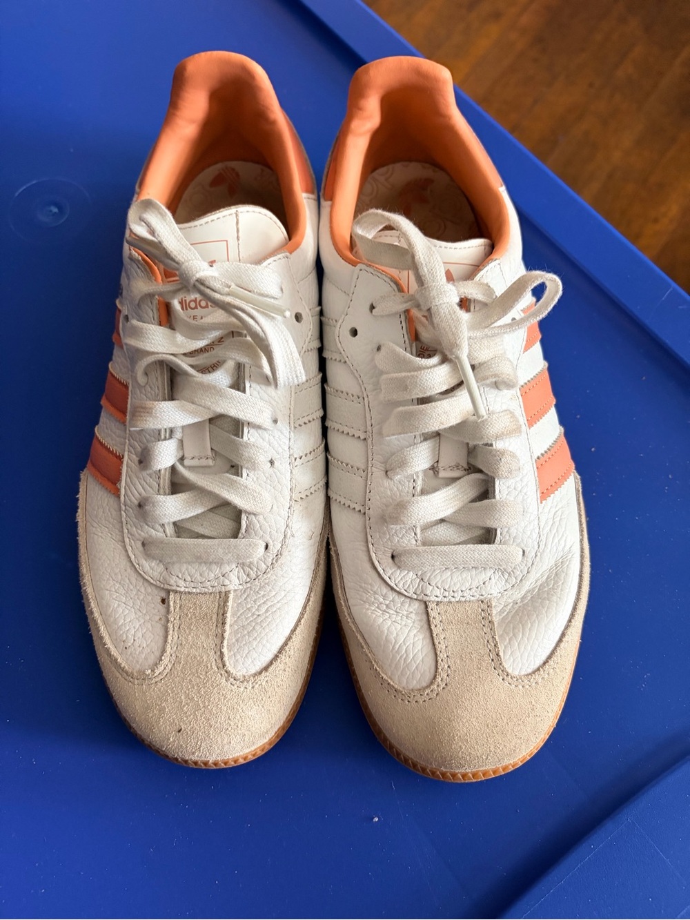 Women’s Adidas, Samba size 8